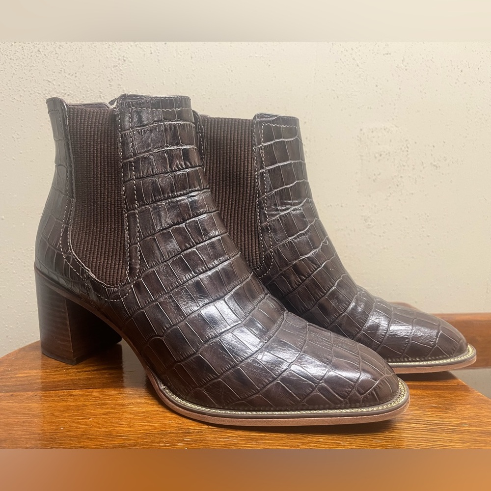 Vince Camuto Jentilliy Brown Croc Ankle Leather Block Heel Boots